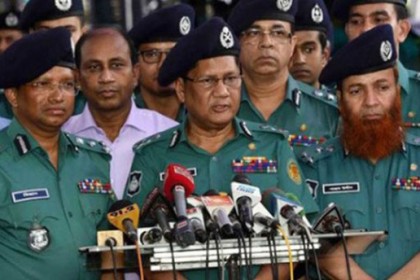 'জাতীয় ঈদগাহে জায়নামাজ ও ছাতা ছাড়া কিছু নেওয়া যাবে না'