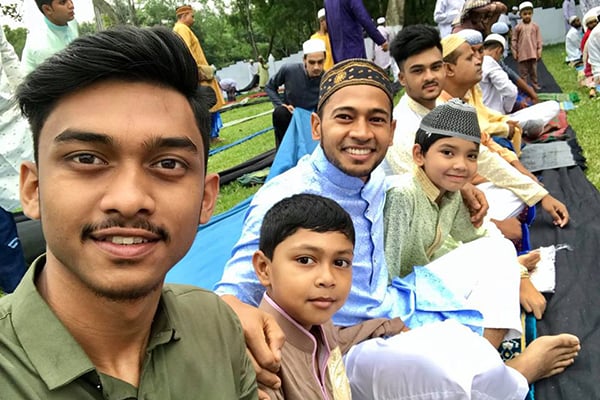 ঈদগাহে হাস্যোজ্জ্বল মুশফিক