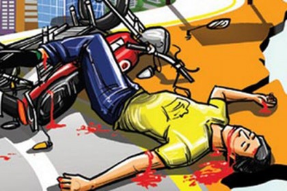 ঝিনাইদহে মাইক্রোবাসের ধাক্কায় মোটরসাইকেল আরোহীর মৃত্যু 