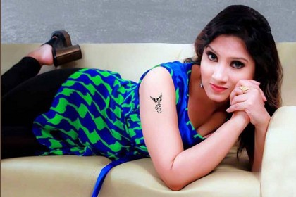 'এসকর্ট' ব্যবসায় সাদিয়ার ছদ্মনাম নিনা!