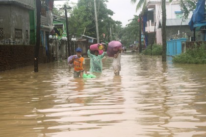 মিয়ানমারে ভয়াবহ বন্যা
