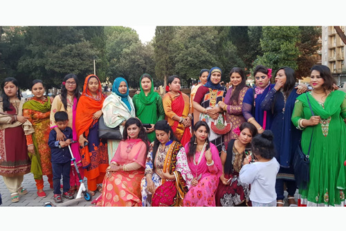 ঈদ পুনর্মিলনী অনুষ্ঠানে ইতালি প্রবাসী নারীদের মিলন মেলা
