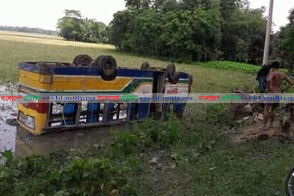 ময়মনসিংহে ফের সড়ক দুর্ঘটনায় আহত ২৫