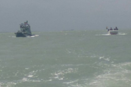 নাফ নদীতে বাংলাদেশ-মিয়ানমার বর্ডার গার্ডের যৌথ টহল