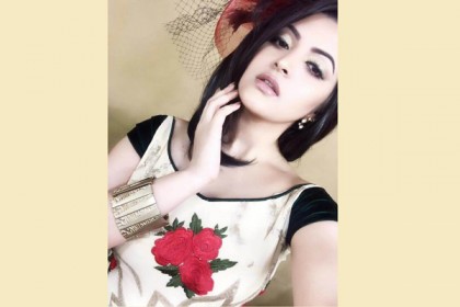 ভাইরাস জ্বর নিয়ে ফের হাসপাতালে পরীমণি