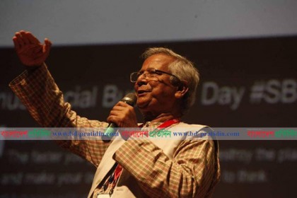 'মেশিন নয়, মানুষকে গুরুত্ব দিতে হবে'