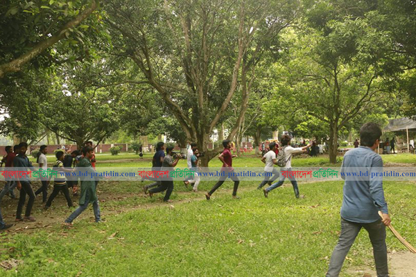 রাবিতে ছাত্রলীগের আবারও হামলা, আহত ১২