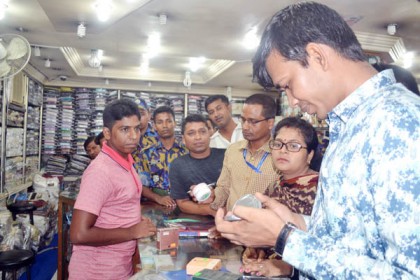 বরিশালে ৩ ব্যবসা প্রতিষ্ঠানে ভ্রাম্যমাণ আদালতের জরিমানা

