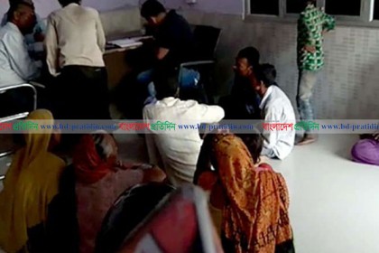 অনুপ্রবেশের অভিযোগে ভারতে ১৩ বাংলাদেশি আটক 