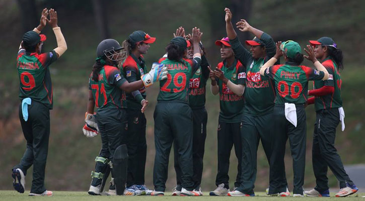 ৯ উইকেটে স্কটল্যান্ডকে হারাল নারী ক্রিকেট দল