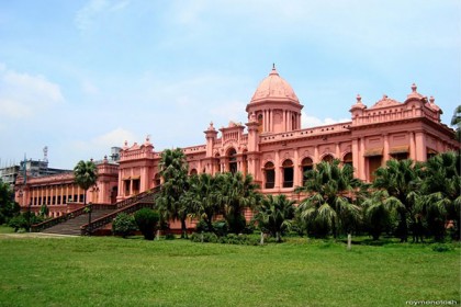 পুরান ঢাকার নওয়াব বাড়ি, গৌরবময় ঐতিহ্যের ‘আহসান মঞ্জিল’