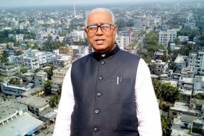 শপথ নিয়েছেন খুলনা সিটি কর্পোরেশনের মেয়র ও কাউন্সিলররা 