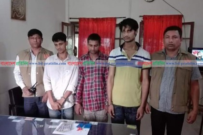 নোয়াখালীতে ইয়াবা ও জাল টাকাসহ  ৪ মাদক ব্যবসায়ী আটক