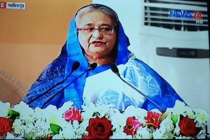 'পাকের ঘরের জানালা দিয়ে যেন ময়লা ছোড়া না হয়'