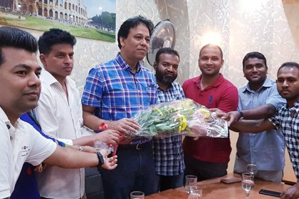 ইতালিতে সাংবাদিকদের সাথে আয়েবা মহাসচিবের মতবিনিময়
