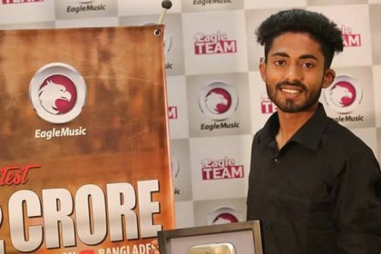 ১০ কোটি ছাড়িয়েছে 'অপরাধী' (ভিডিও)