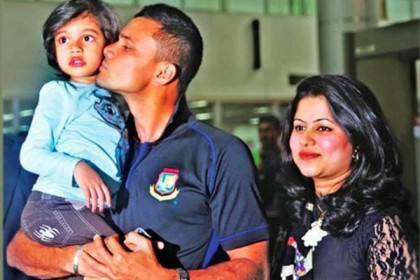 ওয়েস্ট ইন্ডিজ সফরে অনিশ্চিত মাশরাফি