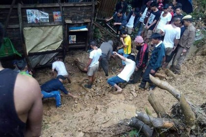 মণিপুরে ভূমিধসে নিহত ৯
