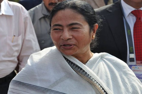 জনসংখ্যা নিয়ন্ত্রণে সচেতনতা বাড়াতে আহ্বান মমতার
