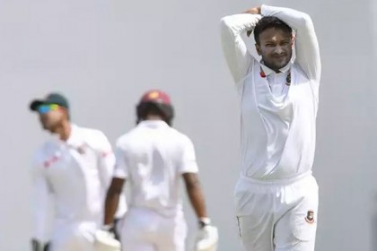 টসে জিতে ফিল্ডিংয়ে টাইগাররা