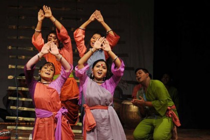 মহাকালের ৩৫ বছর পূর্তিতে ‘নীলাখ্যান’র মঞ্চায়ন