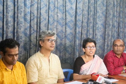 'এরা ছাত্রলীগের কর্মী, গুণ্ডাবাহিনীতে রূপান্তরিত হয়েছে'