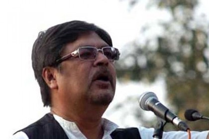 ভাঙনের আশঙ্কায় তৃণমূলে যোগ দিচ্ছেন বিজেপির সাবেক সাংসদ!