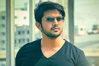 আমি খুব স্তম্ভিত: আরিফিন শুভ
