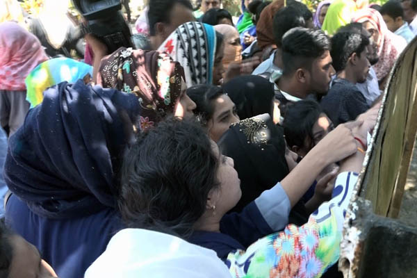 বরিশাল শিক্ষা বোর্ডে পাসের হার বাড়লেও কমেছে জিপিএ-৫