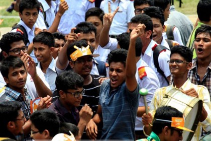যশোর বোর্ডে পাসের হার ও জিপিএ-৫ দুটিই কমেছে
