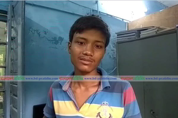 উদ্ধারের পর পশ্চিমবঙ্গের হোমে বাংলাদেশি কিশোর
