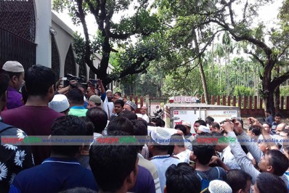 রাজীব মীরের প্রথম জানাজা সম্পন্ন