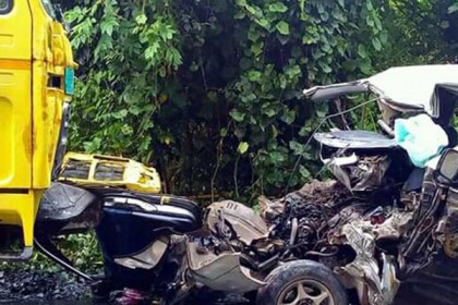 রাজশাহীতে ট্রাক-মাইক্রো সংঘর্ষে নিহত ৪