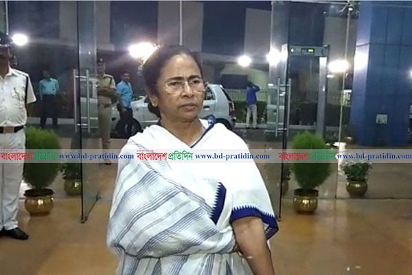 গণপিটুনি নিয়ে মমতার উদ্বেগ
