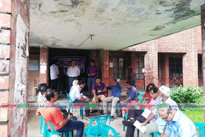 জাবিতে প্রবেশিকা অনুষ্ঠান প্রতিহতের ঘোষণা ‘উপাচার্য বিরোধী’ শিক্ষকদের 