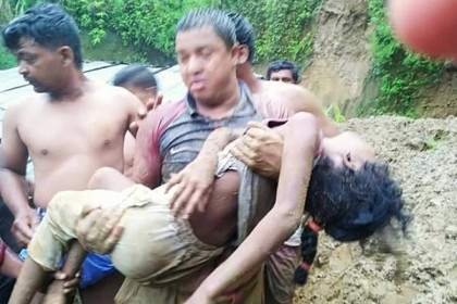 কক্সবাজারে পাহাড় ধসে চার ভাই-বোনসহ নিহত ৫