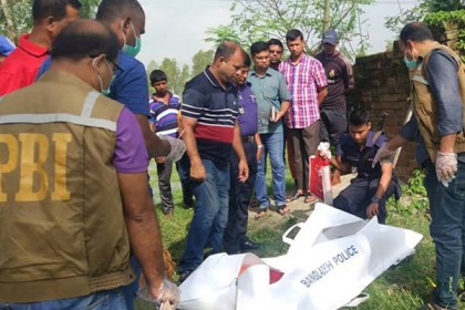 বগুড়ায় অজ্ঞাত তরুণীর লাশ উদ্ধার

