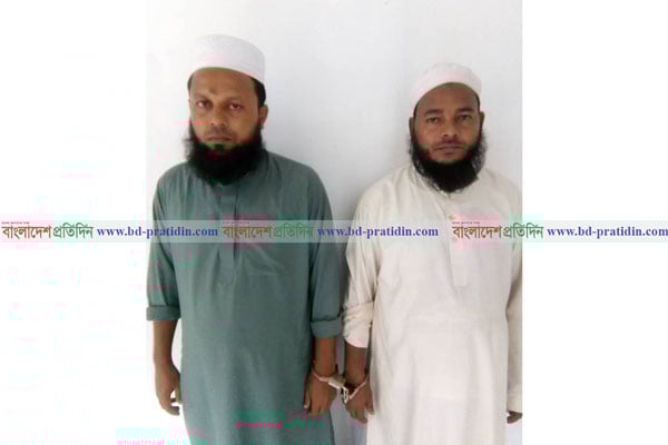 ইয়াবাসহ মাদ্রাসা শিক্ষক ও মুয়াজ্জিন আটক