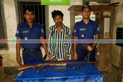 লামায় অস্ত্রসহ গ্রেফতার ১