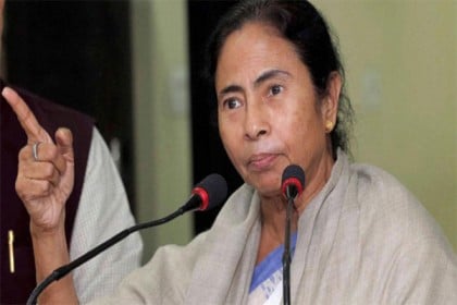 বাঙালি-বিহারিদের বিচ্ছিন্ন করতেই আসামের এ তালিকা: মমতা