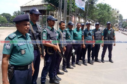 অসুস্থতার কারণে আদালতে আনা হচ্ছে না খালেদাকে