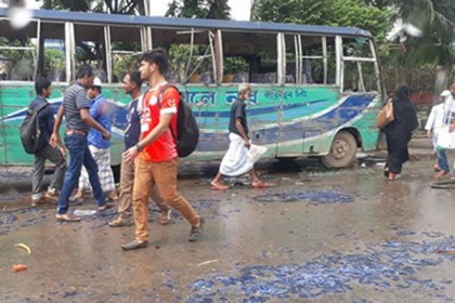 সেই দুই বাসের রুট পারমিট বাতিল