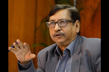 ফিনান্সিয়াল এক্সপ্রেসের সম্পাদক মোয়াজ্জেম হোসেন আর নেই