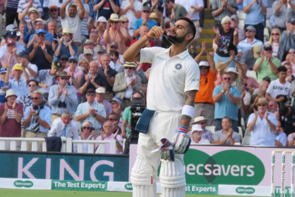 ভারতকে একাই টেনে তুললেন বিরাট কোহলি