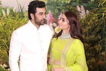 রণবীরের সঙ্গে প্রেমের কথা স্বীকার আলিয়া ভাটের!