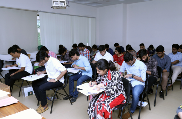 নর্থ সাউথ বিশ্ববিদ্যালয়ের ফল সেমিস্টারের ভর্তি পরীক্ষা অনুষ্ঠিত
