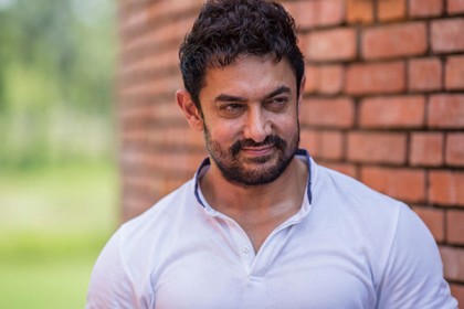 অভিনয়ের জন্য কোন পারিশ্রমিক নেন না আমির খান!