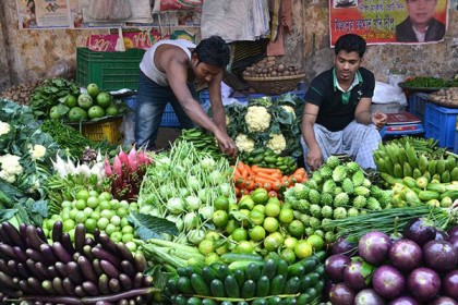 পরিবহন সংকটে সবজির বাজারে আগুন