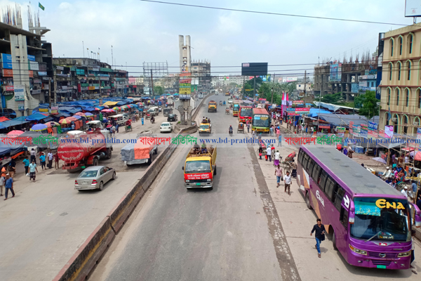 ৫ দিন পর গতি ফিরেছে ঢাকা-চট্টগ্রাম মহাসড়কে