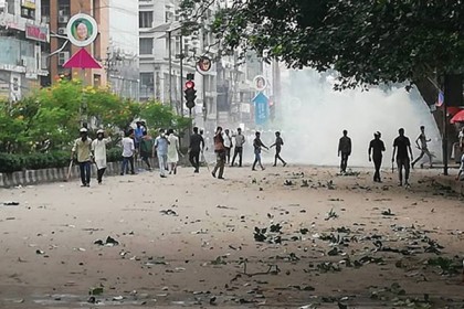 আওয়ামী লীগের ধানমন্ডি কার্যালয়ে হামলার ঘটনায় দুটি মামলা